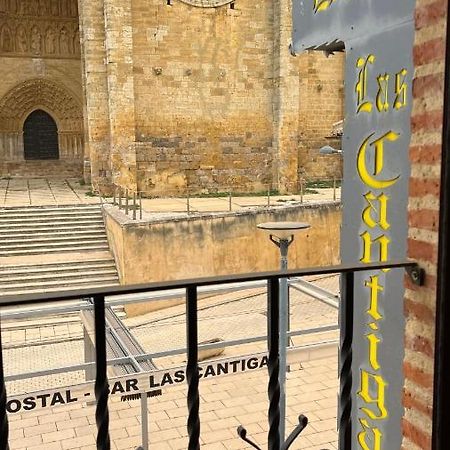 Las Cantigas Villalcazar de Sirga Екстер'єр фото